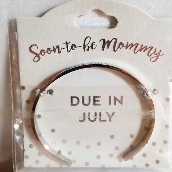 Stainless Steel July Soon To Be Mommy Due In Engraved Bracelet NEW - Picture 3 of 6